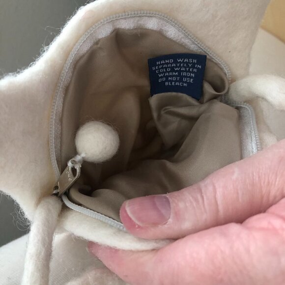 BNB Boiled Wool Kitten Zip Crossbody Bag - Handmade in Nepal - Picture 5 of 5